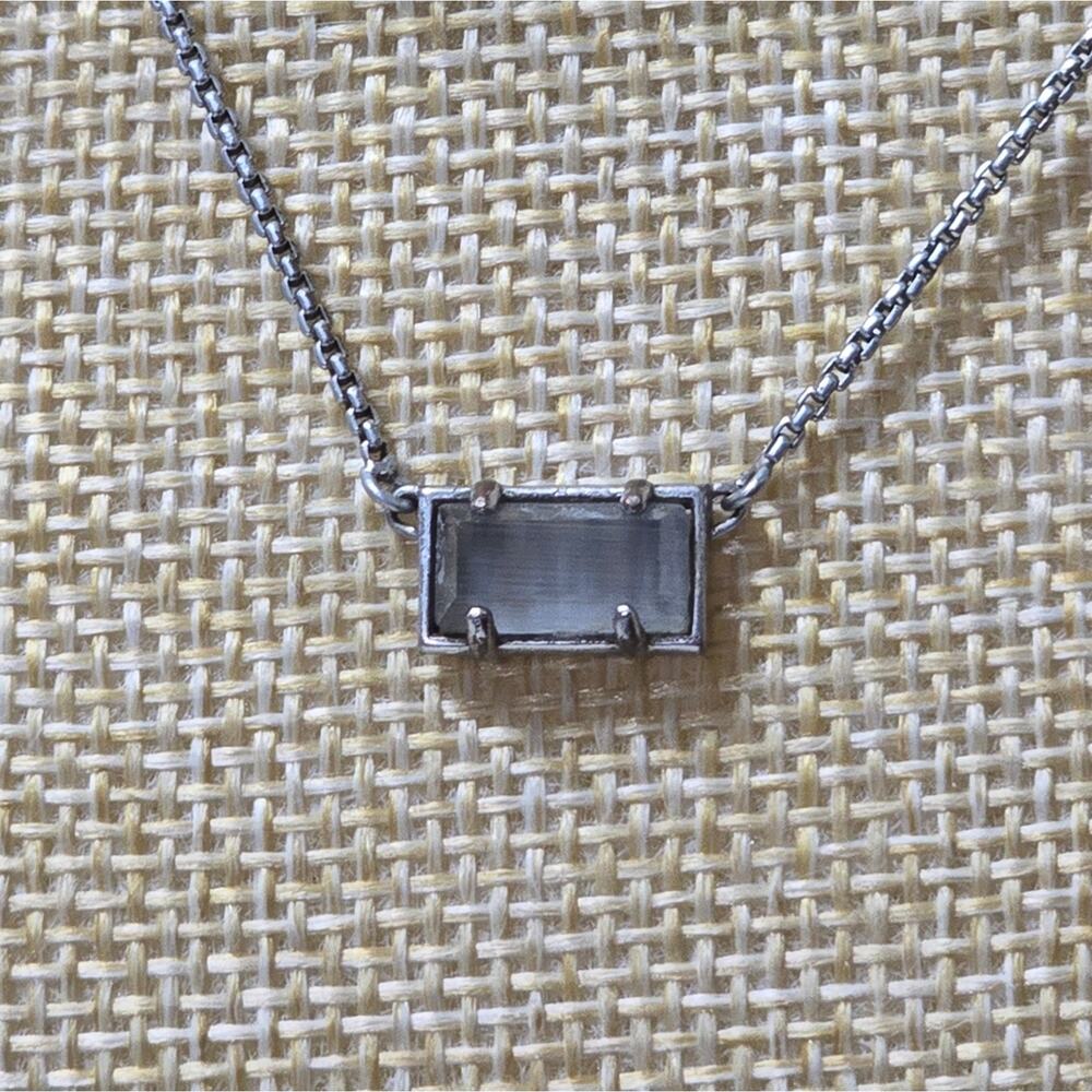 Kendra Scott Silver and Slate Grey Cats Eye Necklace - Picture 1 of 5
